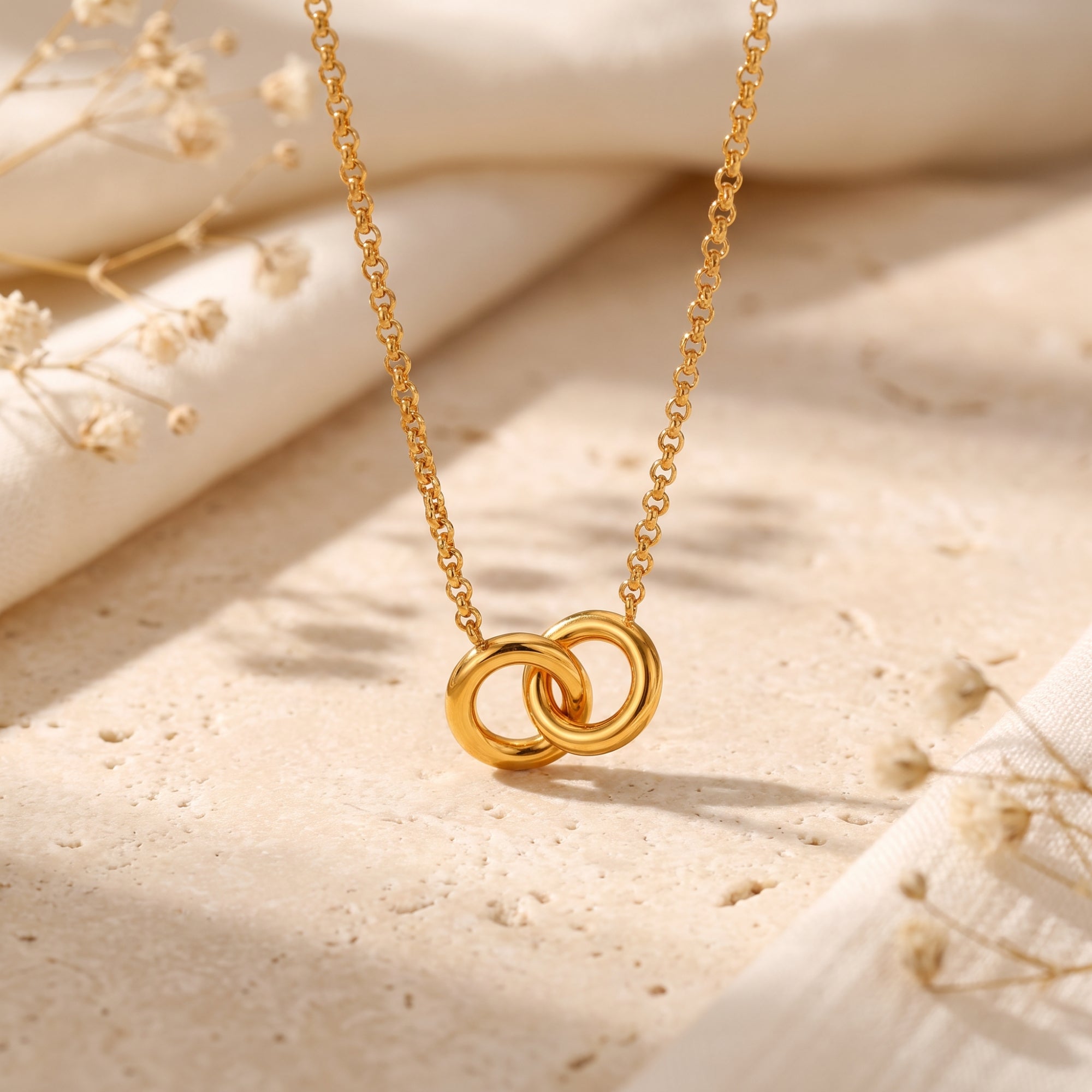The Interlocking Ring Necklace