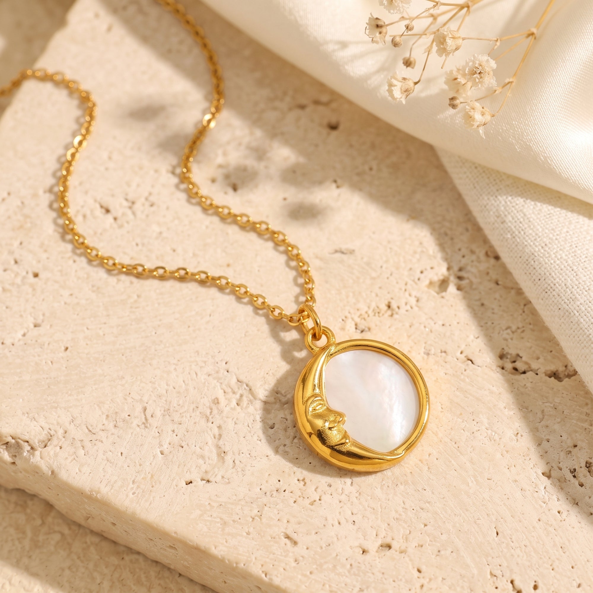 The Crescent Moon Pendant Necklace