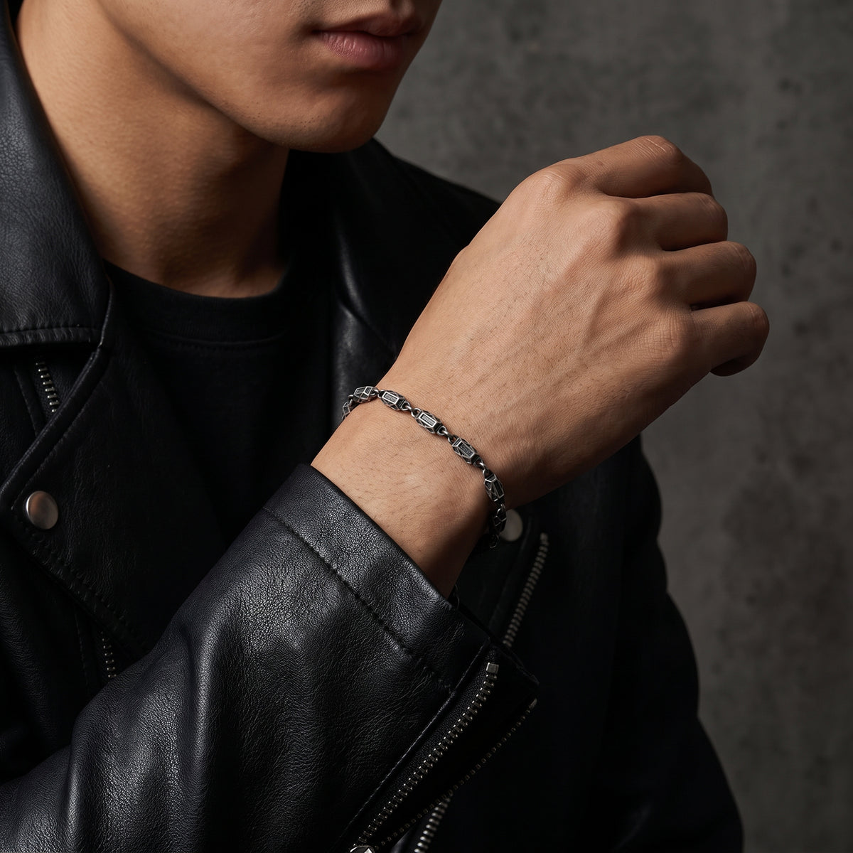 The Geometric Link Bracelet