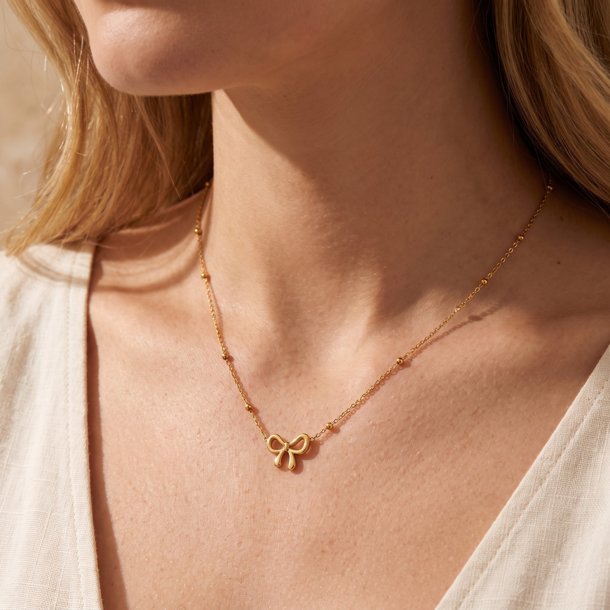 The Bow Station Necklace