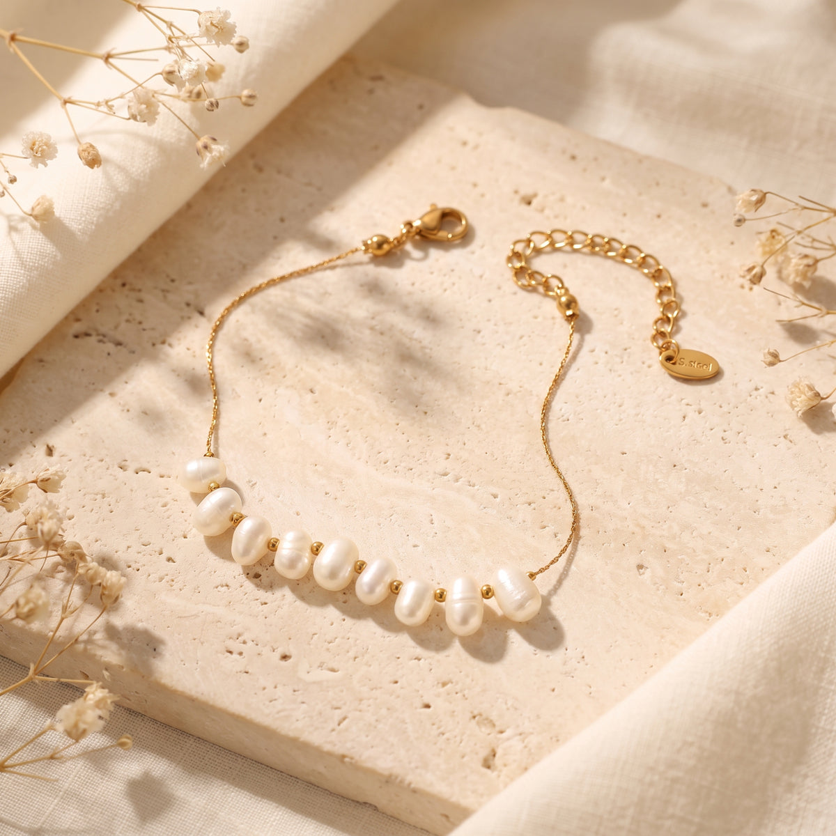 The Aurelia Pearl Bracelet