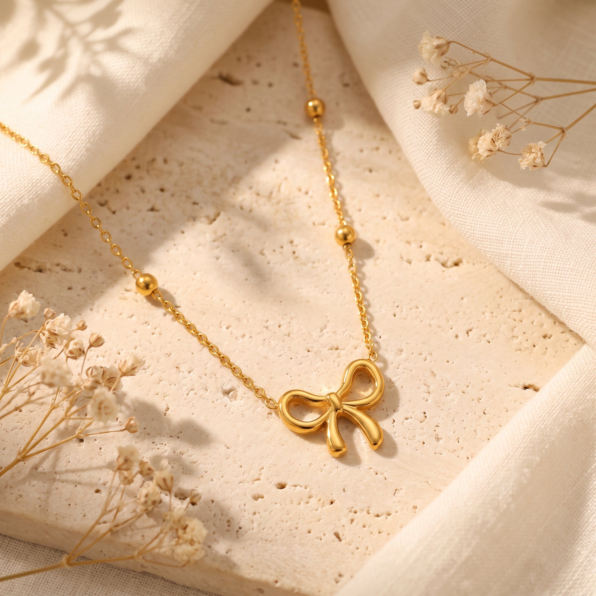 The Bow Station Necklace