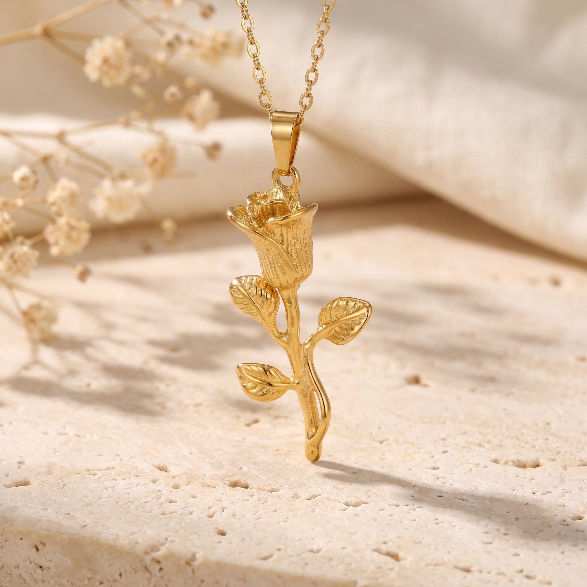 The Wildrose Pendant Necklace
