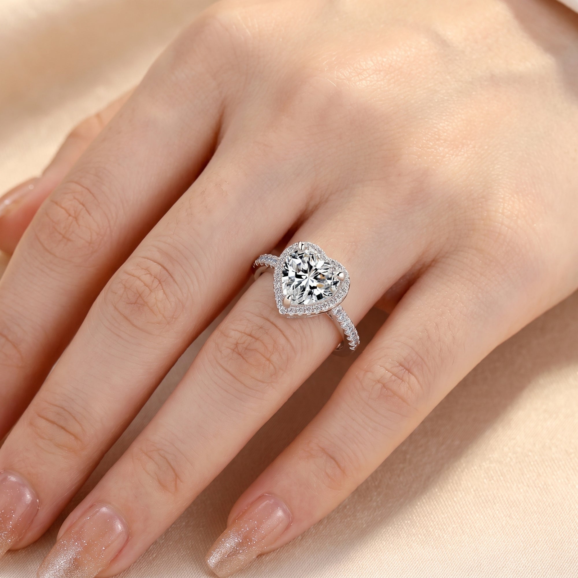 The Sweetheart Halo Ring