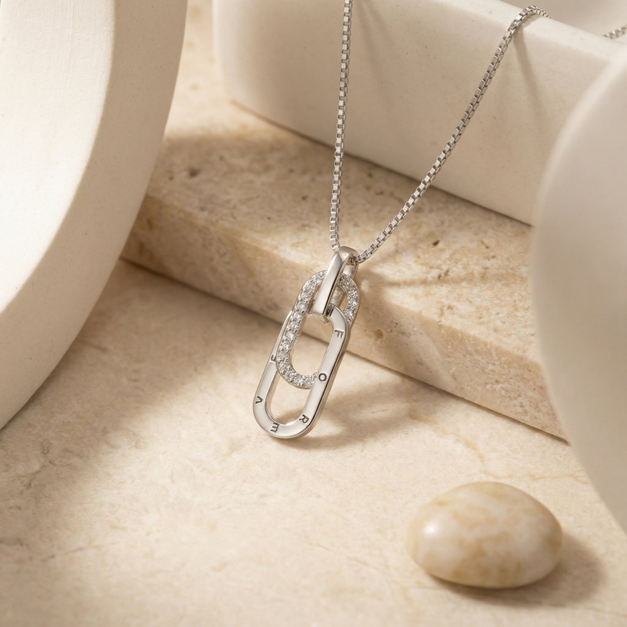 The Forever Linked Bestie Necklace