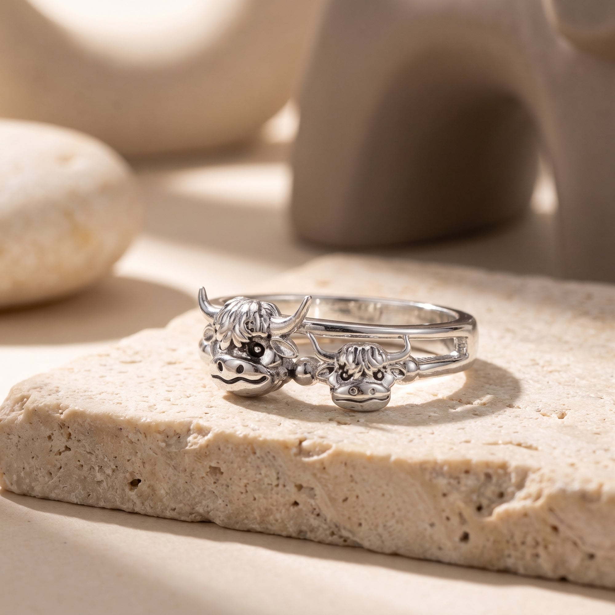 The Highland Bond Ring