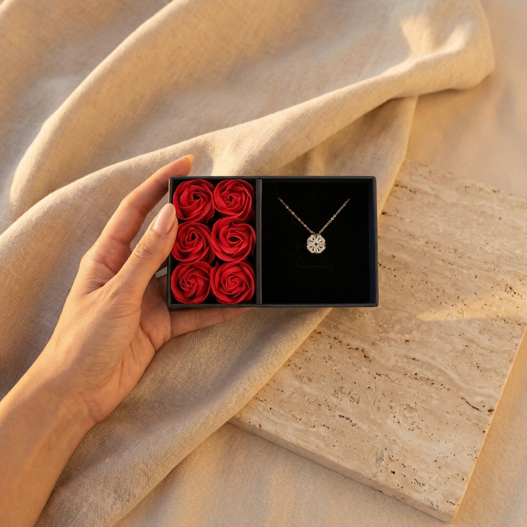 The 'Everlasting Hearts' Clover Necklace