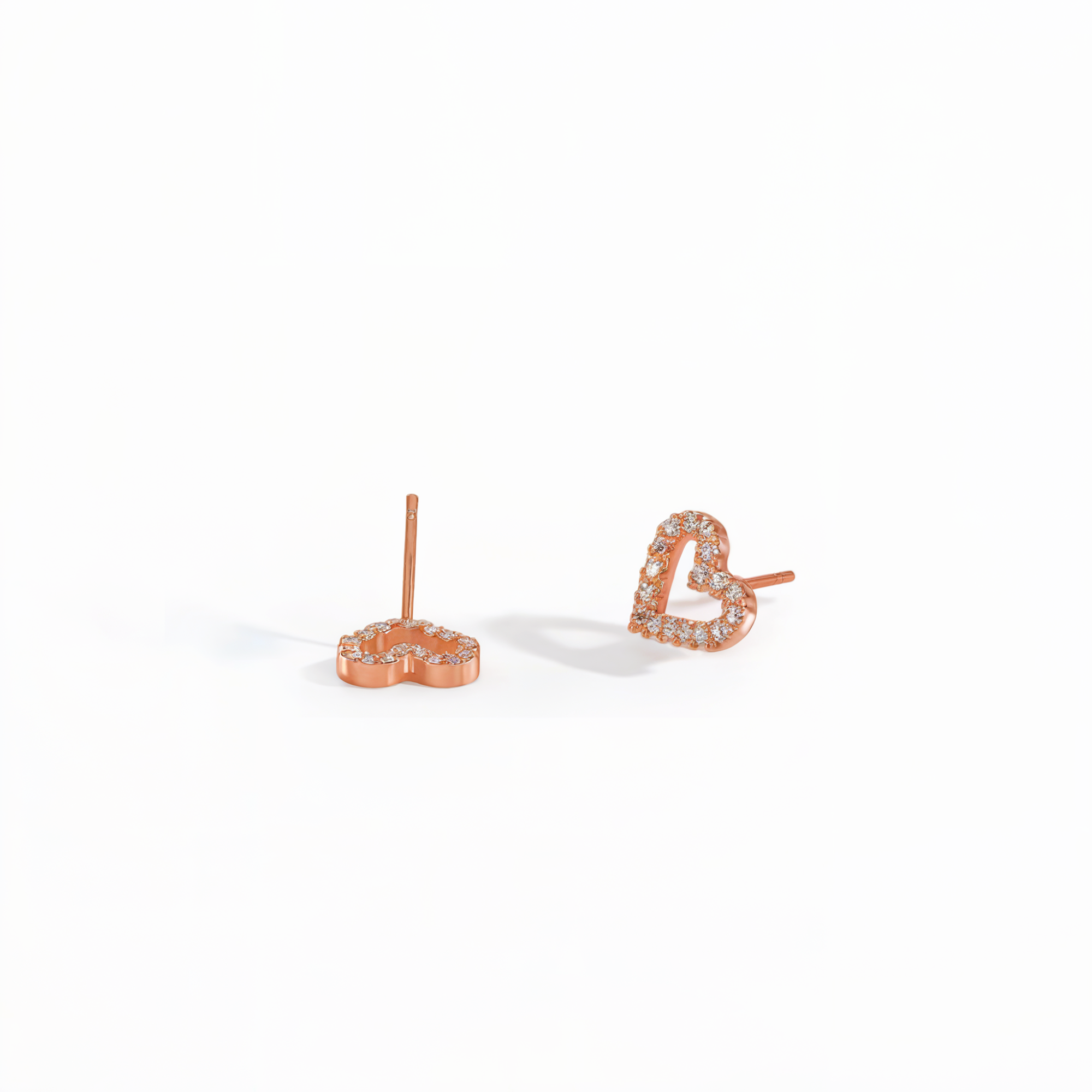 Boucles d'oreilles classiques à clous cœur ouvert
