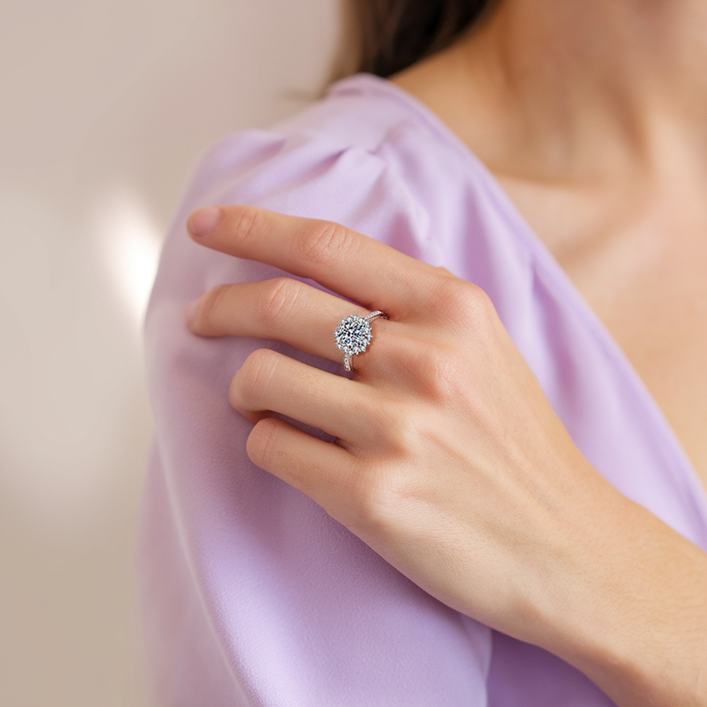 1CT Round Cut Cluster Halo Lab Diamond Ring