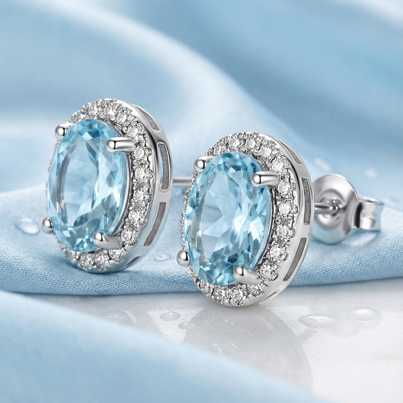 The Olyra Halo Studs - S925 Sterling Silver