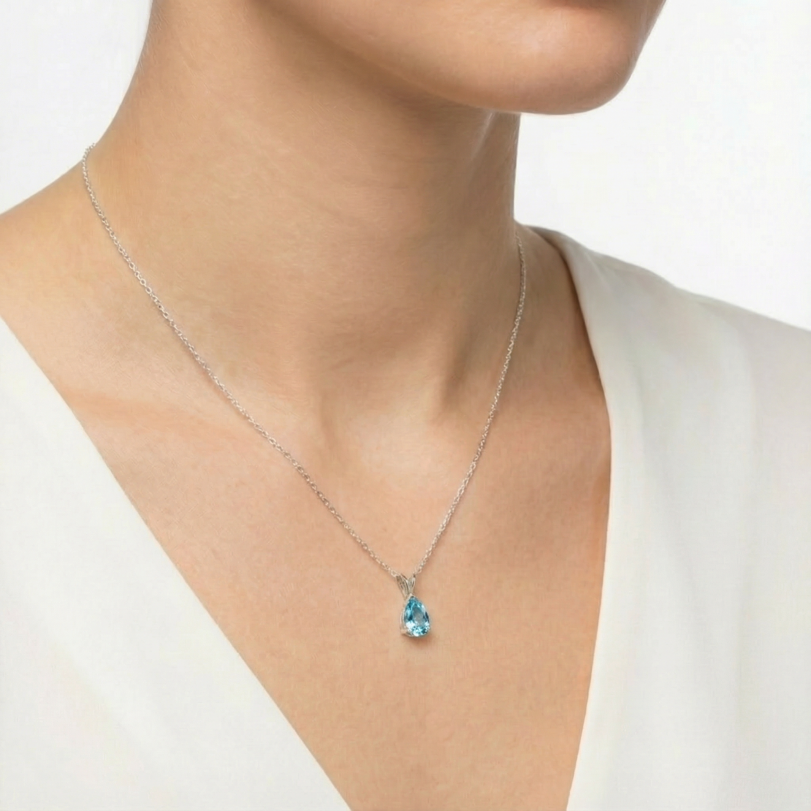 The Lunara Teardrop - S925 Sterling Silver