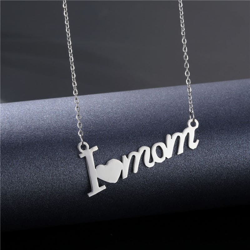 Halskette mit Anhänger „I Love Mom“ in Form eines Schriftzugs – Edelstahl