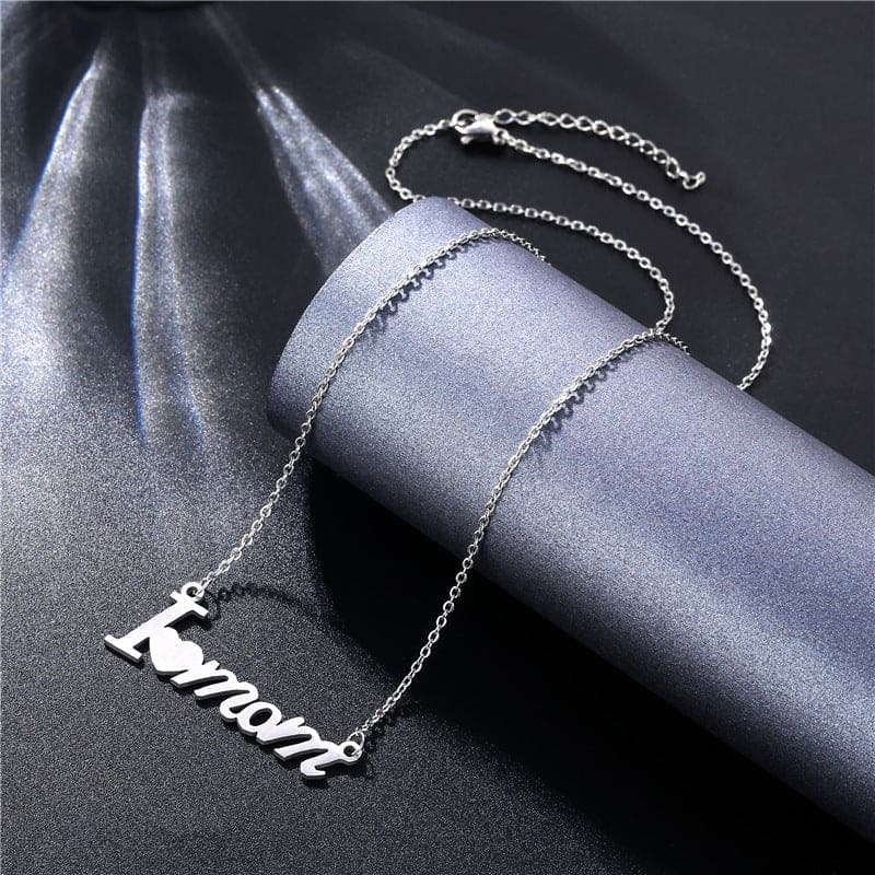 Halskette mit Anhänger „I Love Mom“ in Form eines Schriftzugs – Edelstahl