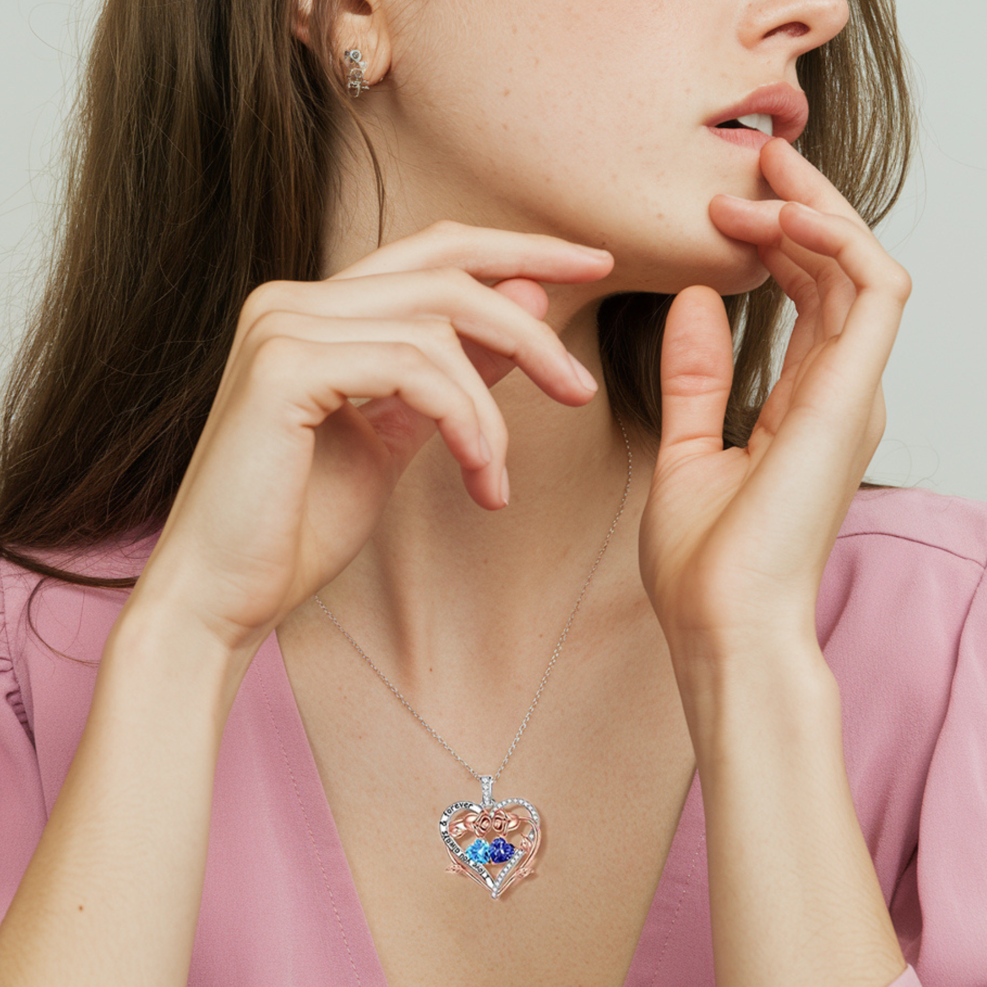 Collier cœur rose gravé avec pierre de naissance