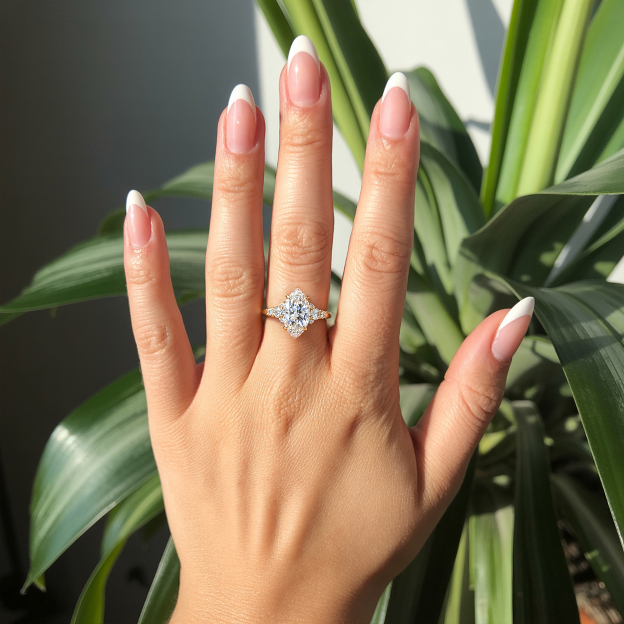De Bella Jewel