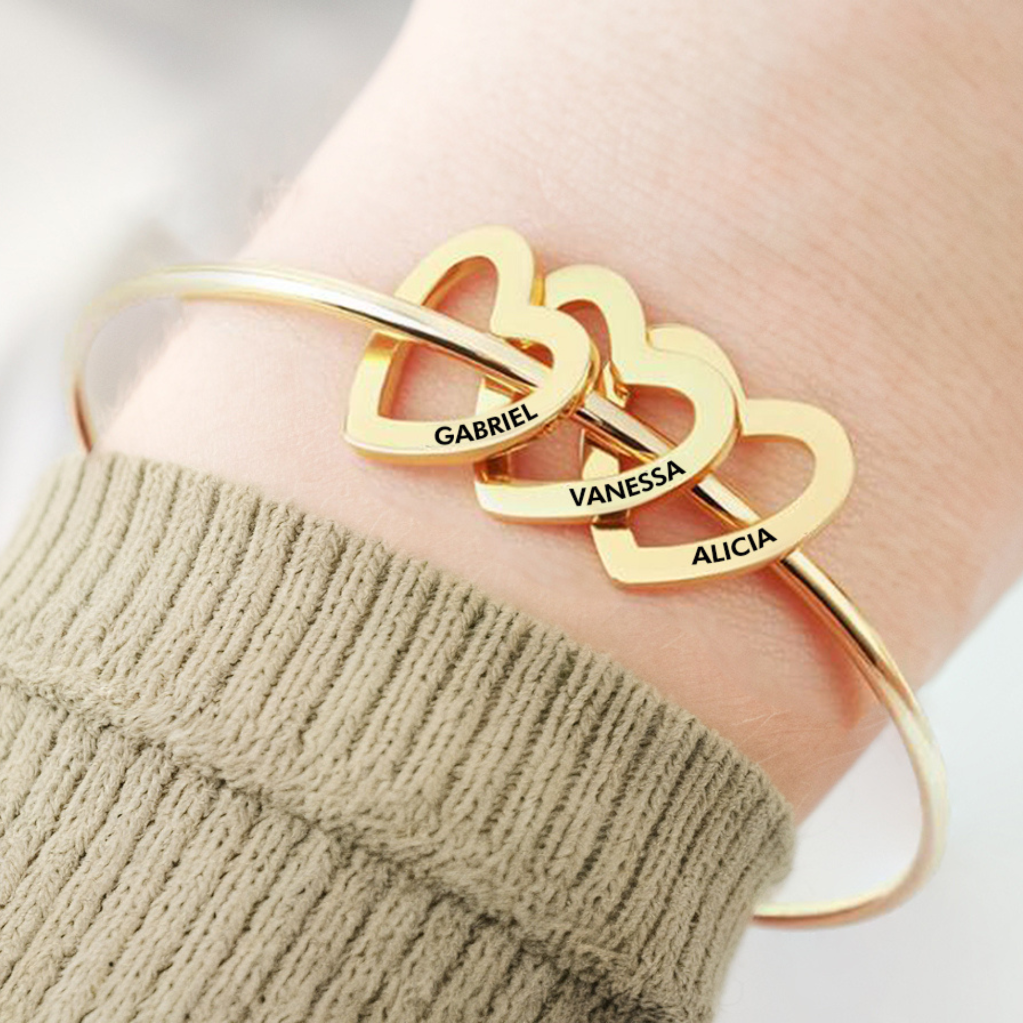 Anpassbares Liebesherz-Charm-Armband