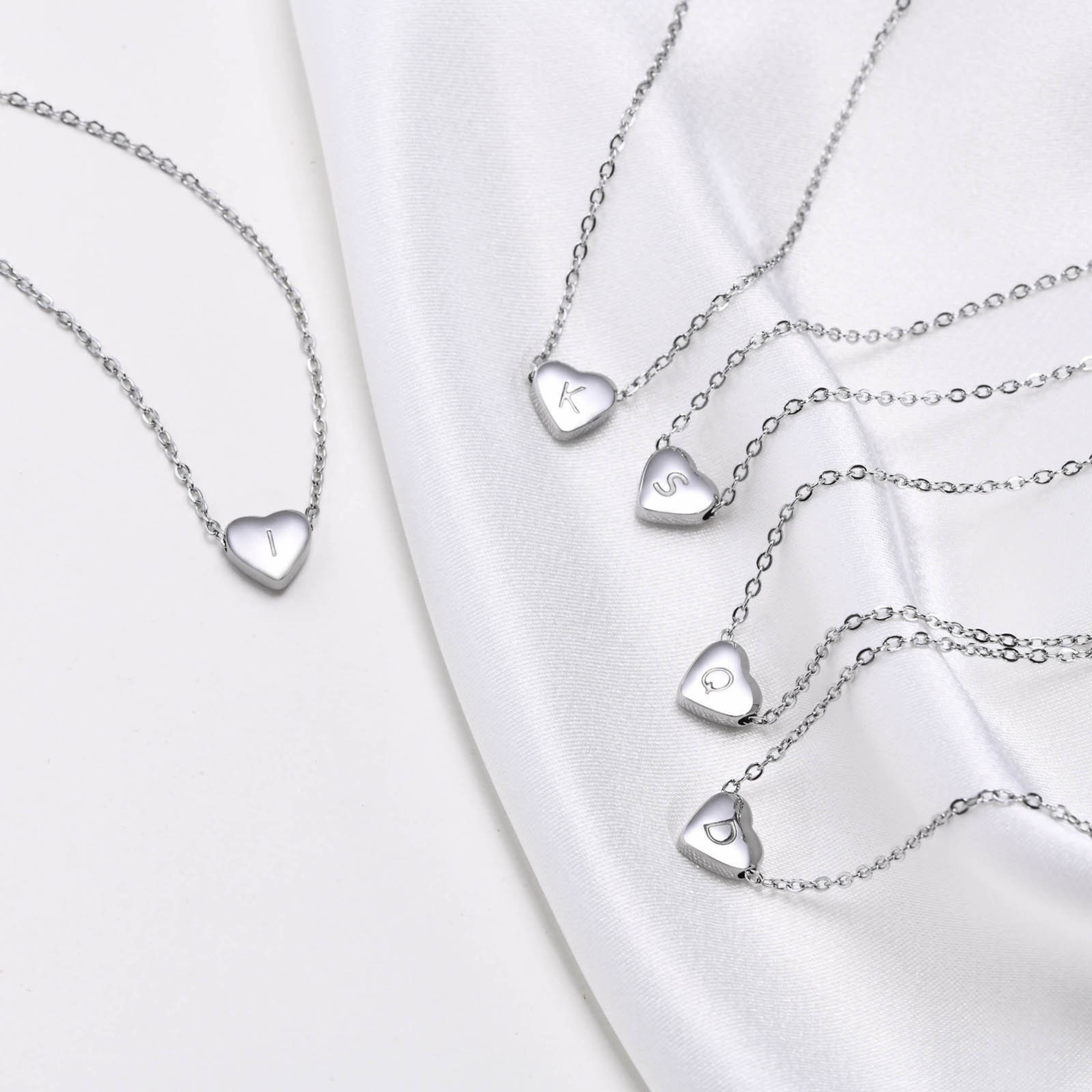 Collier Mini Cœur Initial Personnalisé