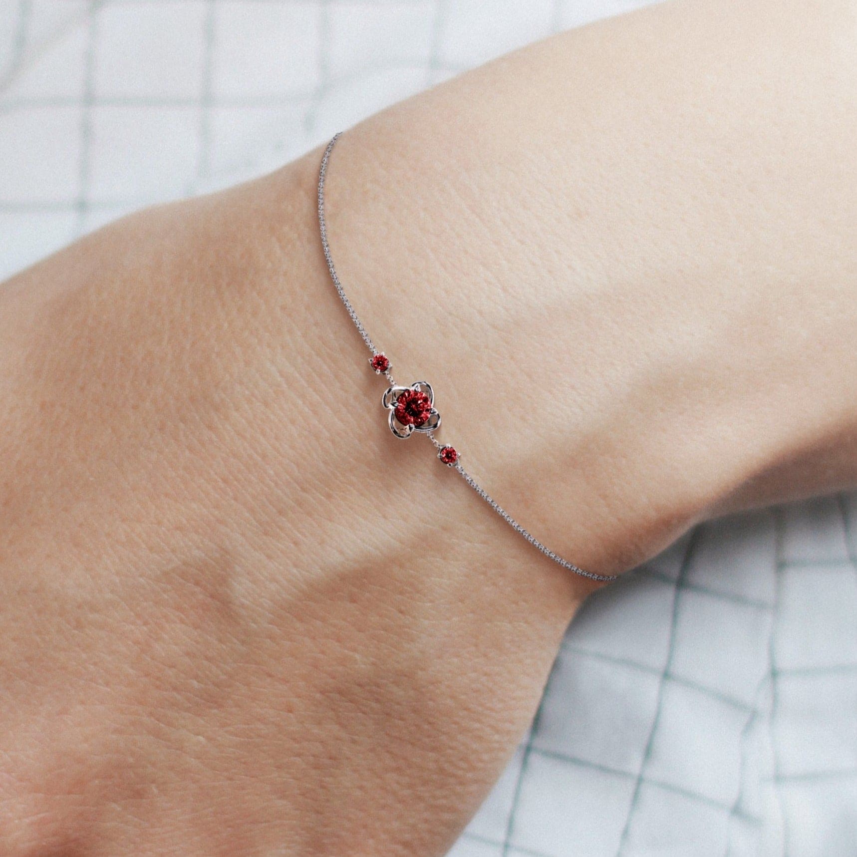 Armband mit Geburtsstein Rubin Juli – S925 Sterling Silber