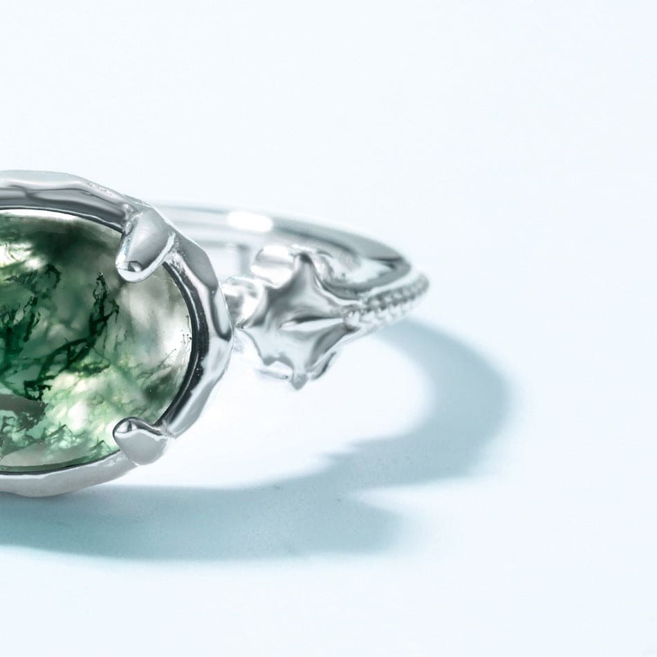 Ovaler Ring mit Gravur aus natürlichem Moosachatblatt – S925 Sterling Silber