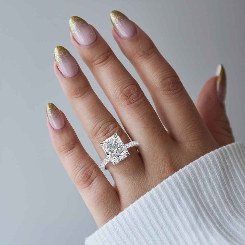 4 Karat Radiant Cut Moissanit Eternity Ring