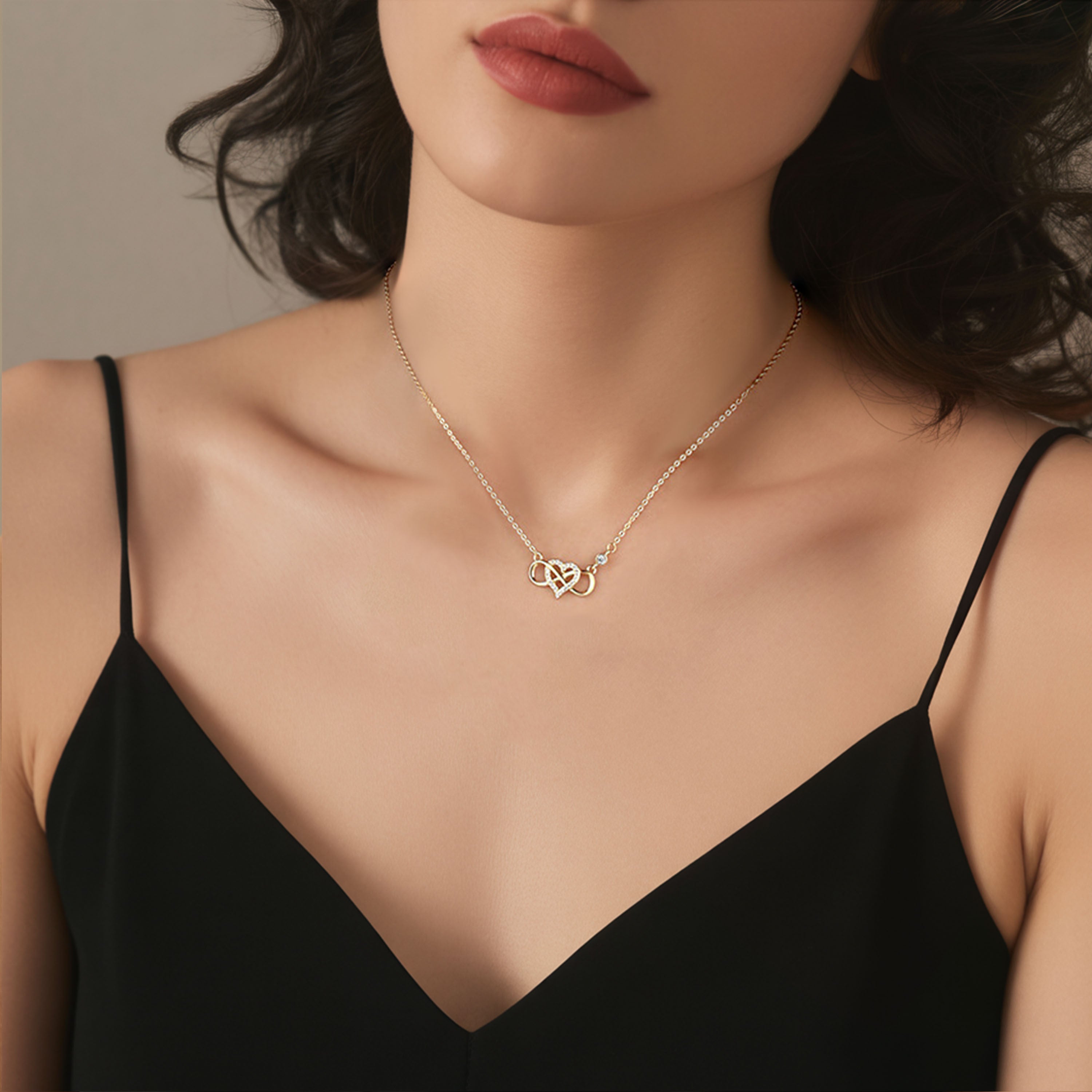 Ewige Diamant-Unendlichkeitsherz-Halskette