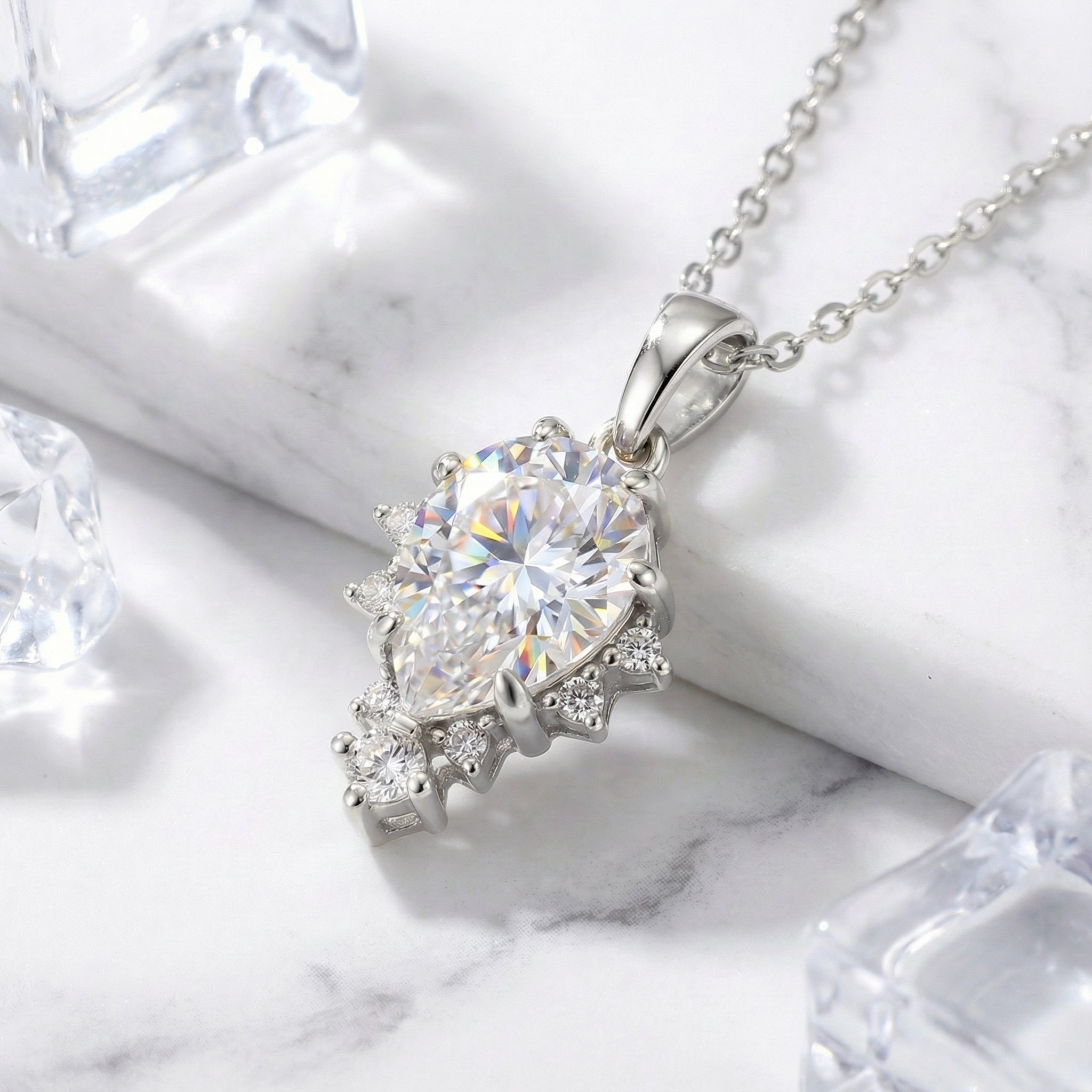 the-aloraea-pear-18k-gold-vermeil in silver finish