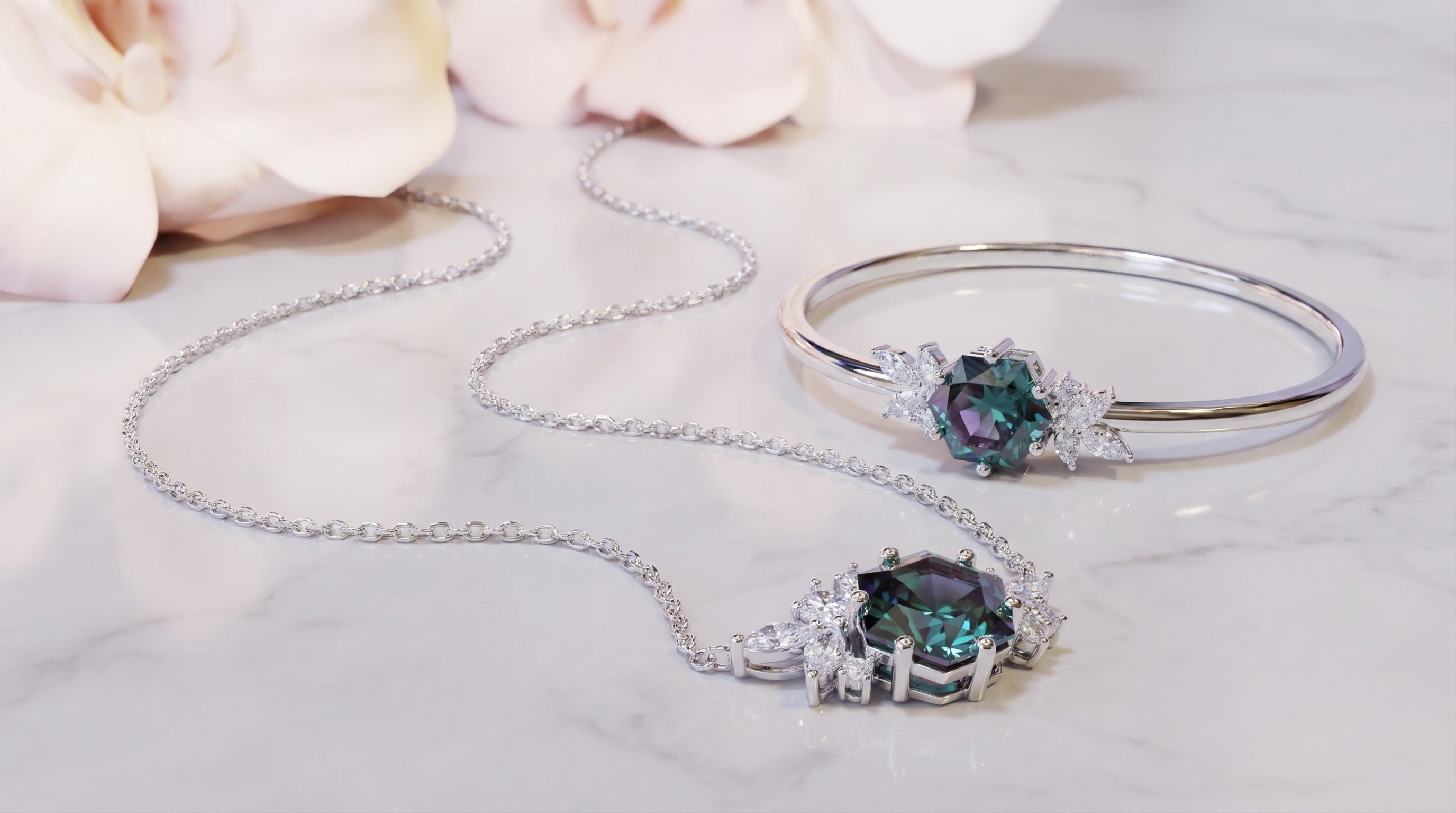 genuine alexandrite jewelry - hero image