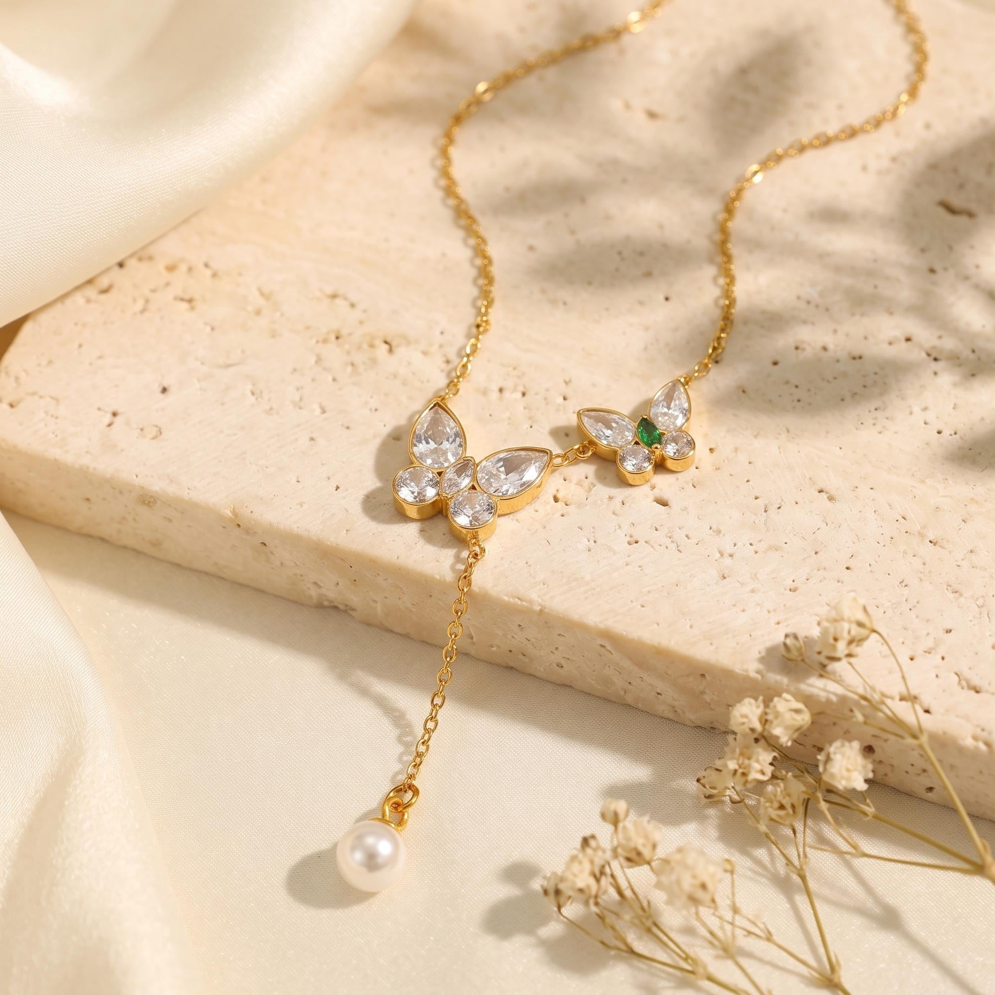 The Mariposa Pearl Necklace