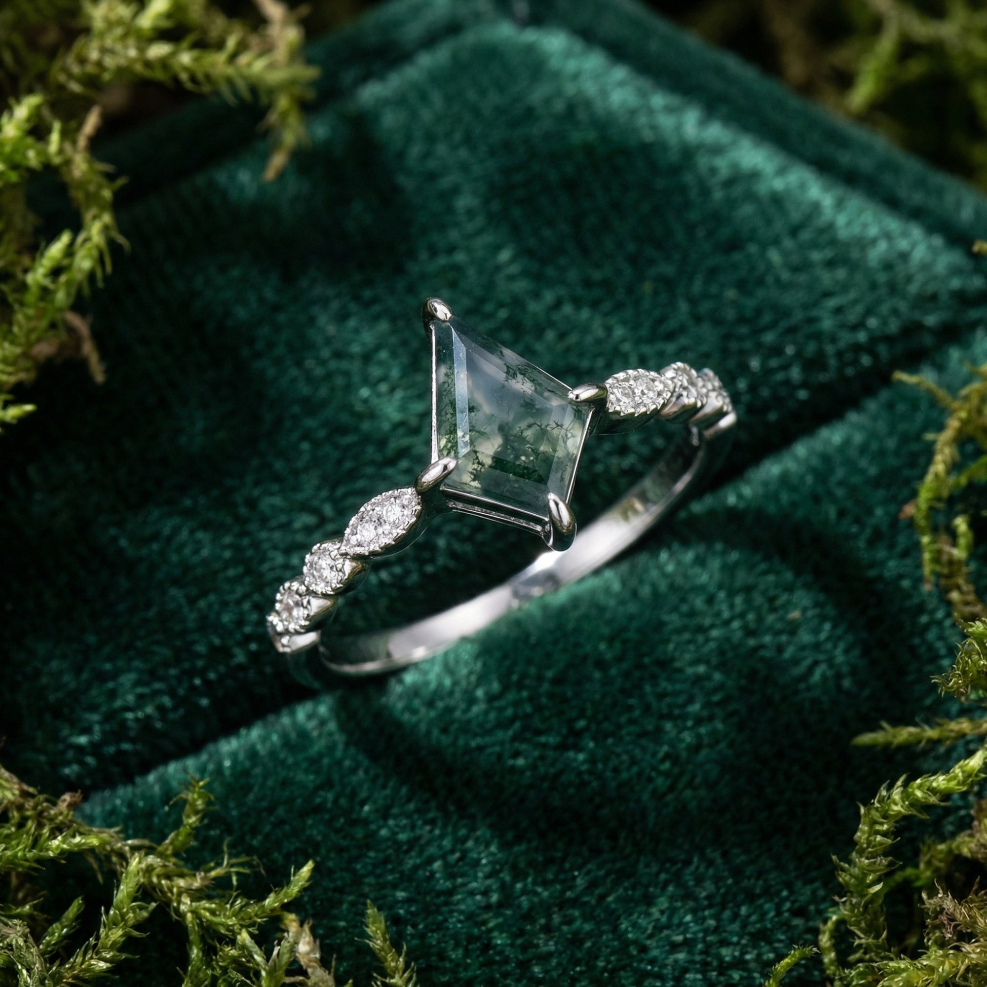 Kite Cut Natural Moss Agate Twisted Diamond Ring - S925 Sterling Silver