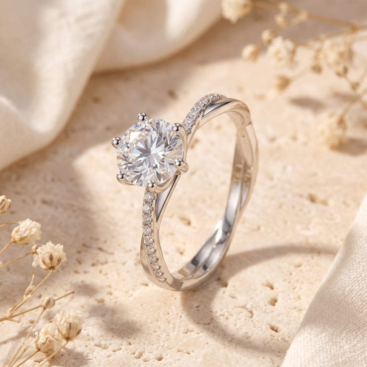 The Aura Crossover Halo Ring