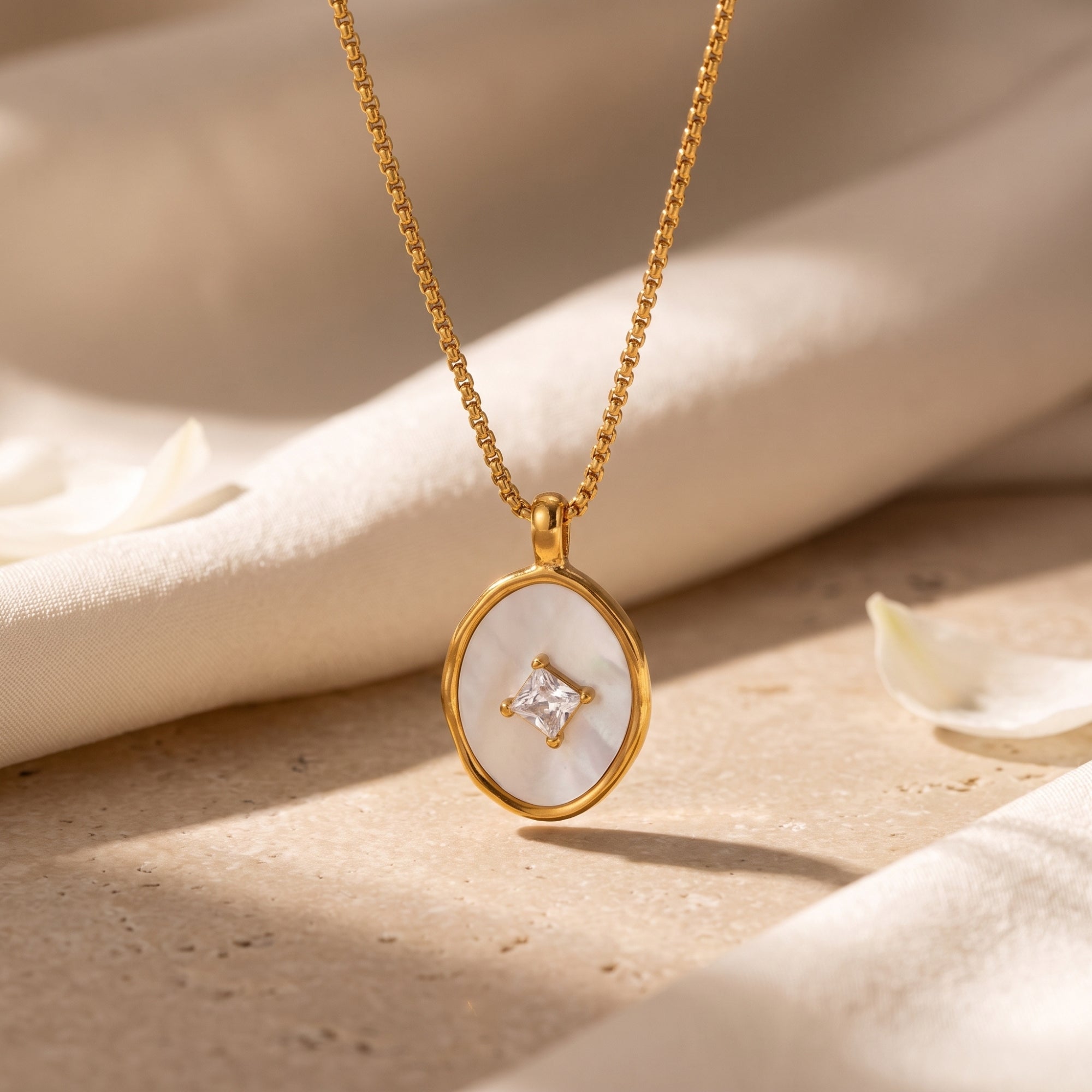 Le collier Lucelle