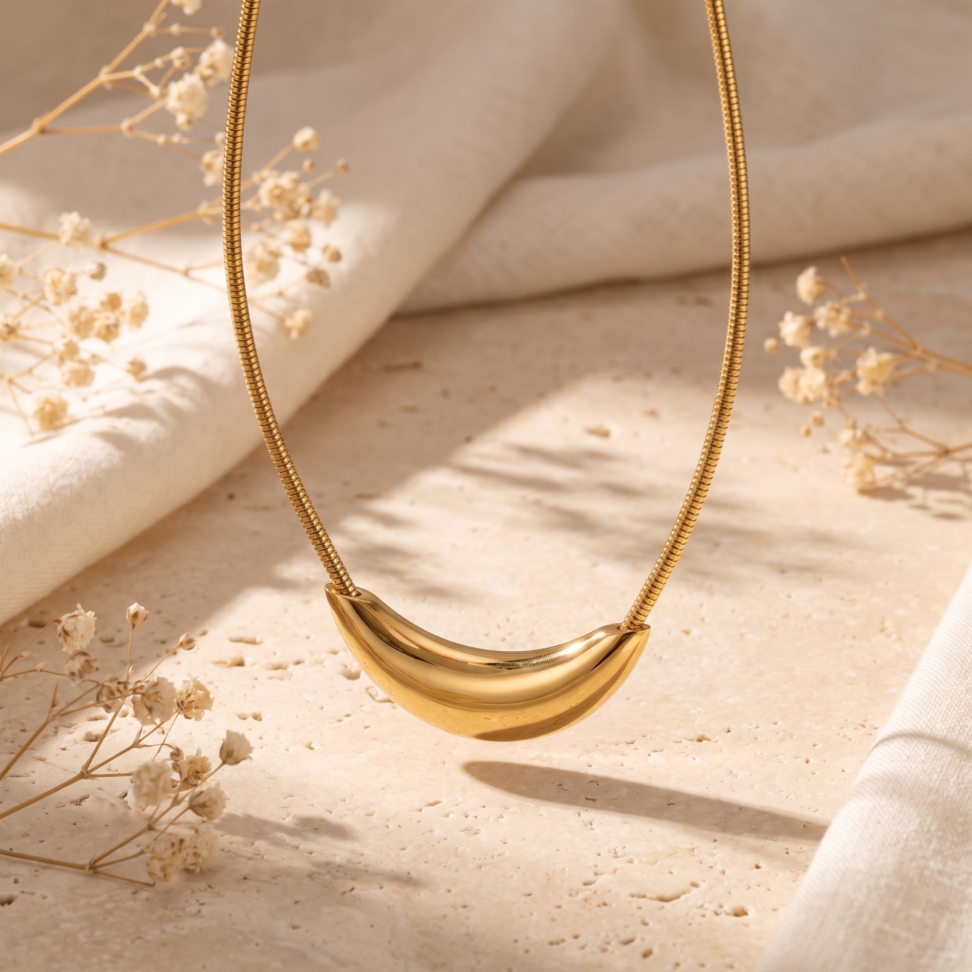 The Curved Crescent Collar Necklace