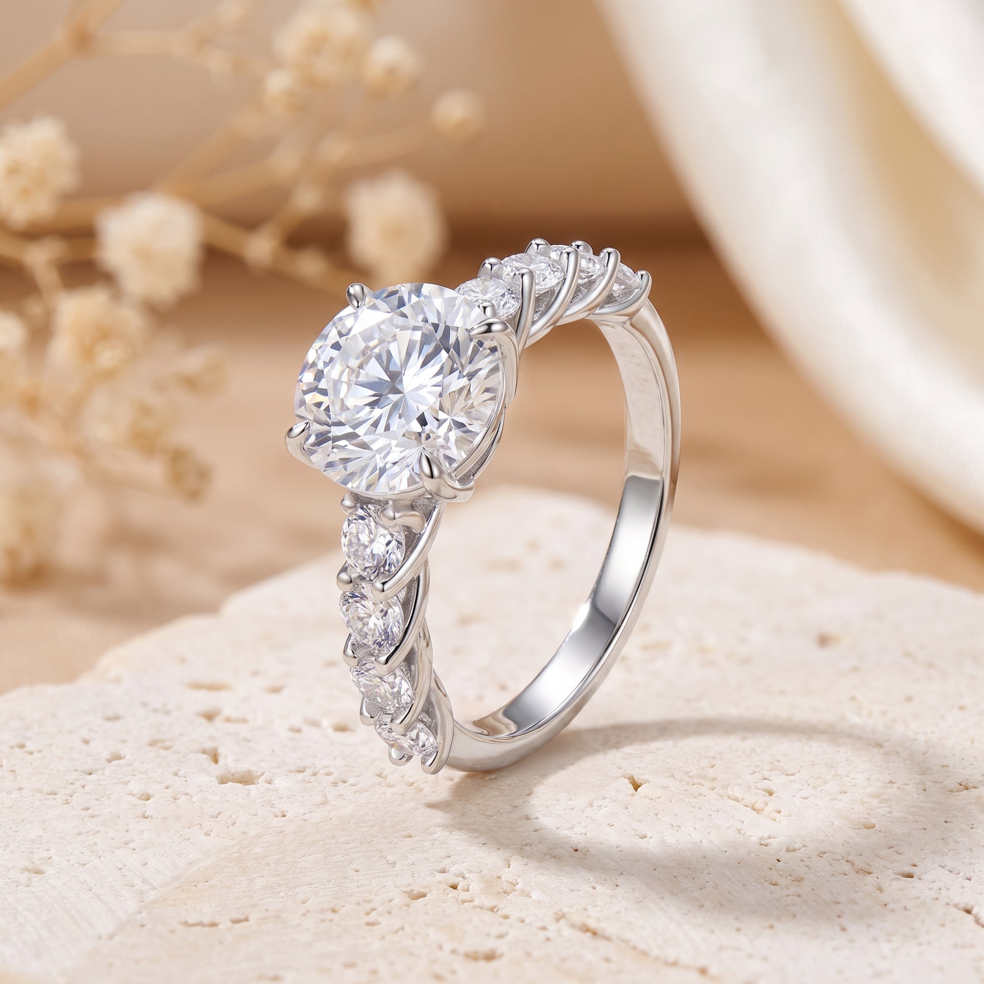 La bague solitaire Aria