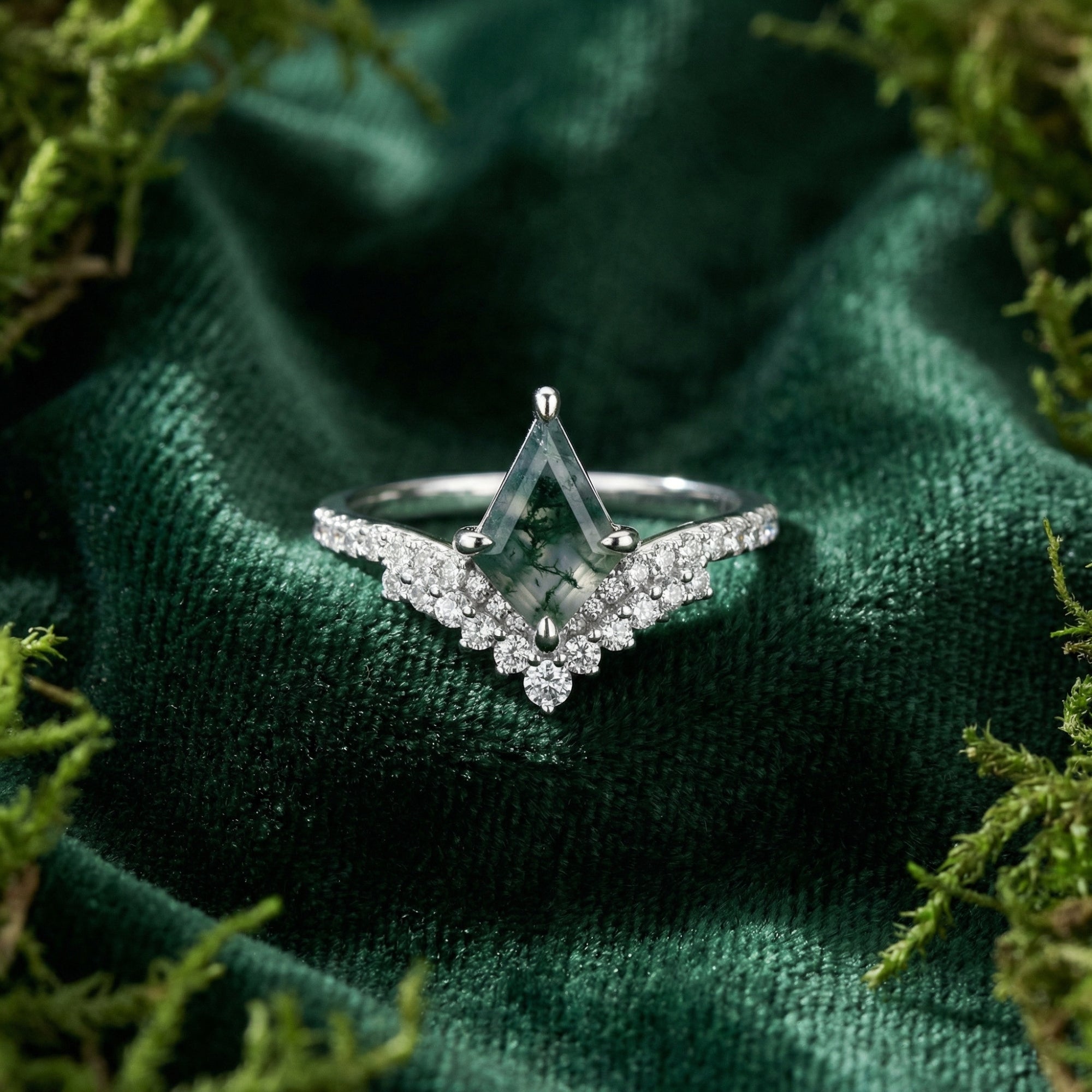 Swirl Diamonds Natural Kite Cut Moss Agate Ring - S925 Sterling Silver