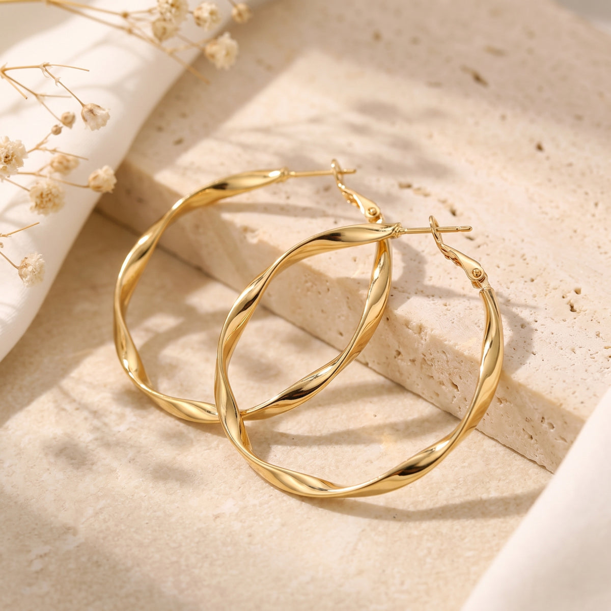 The Twisted Oval Earrings