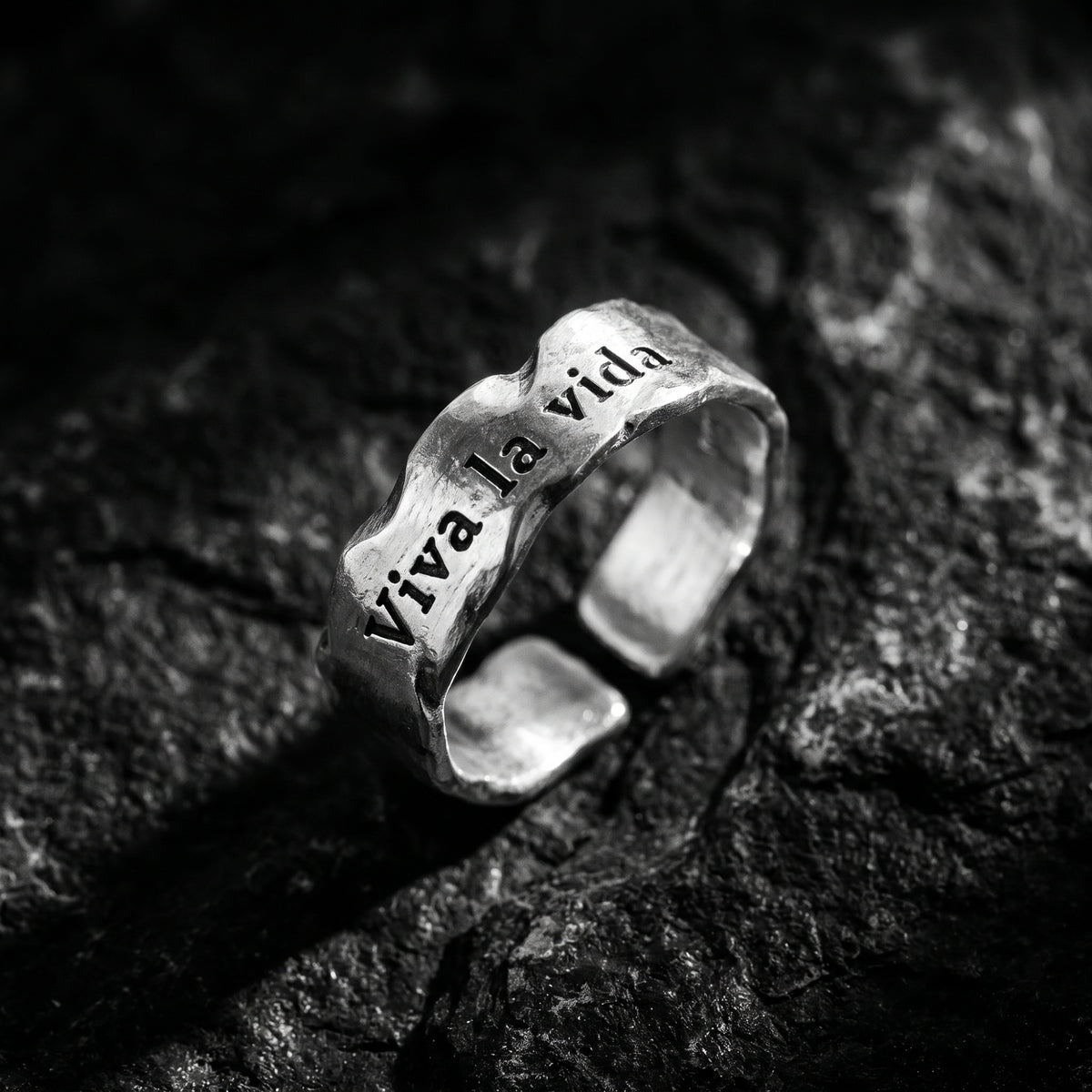 The Viva Inscribed Ring