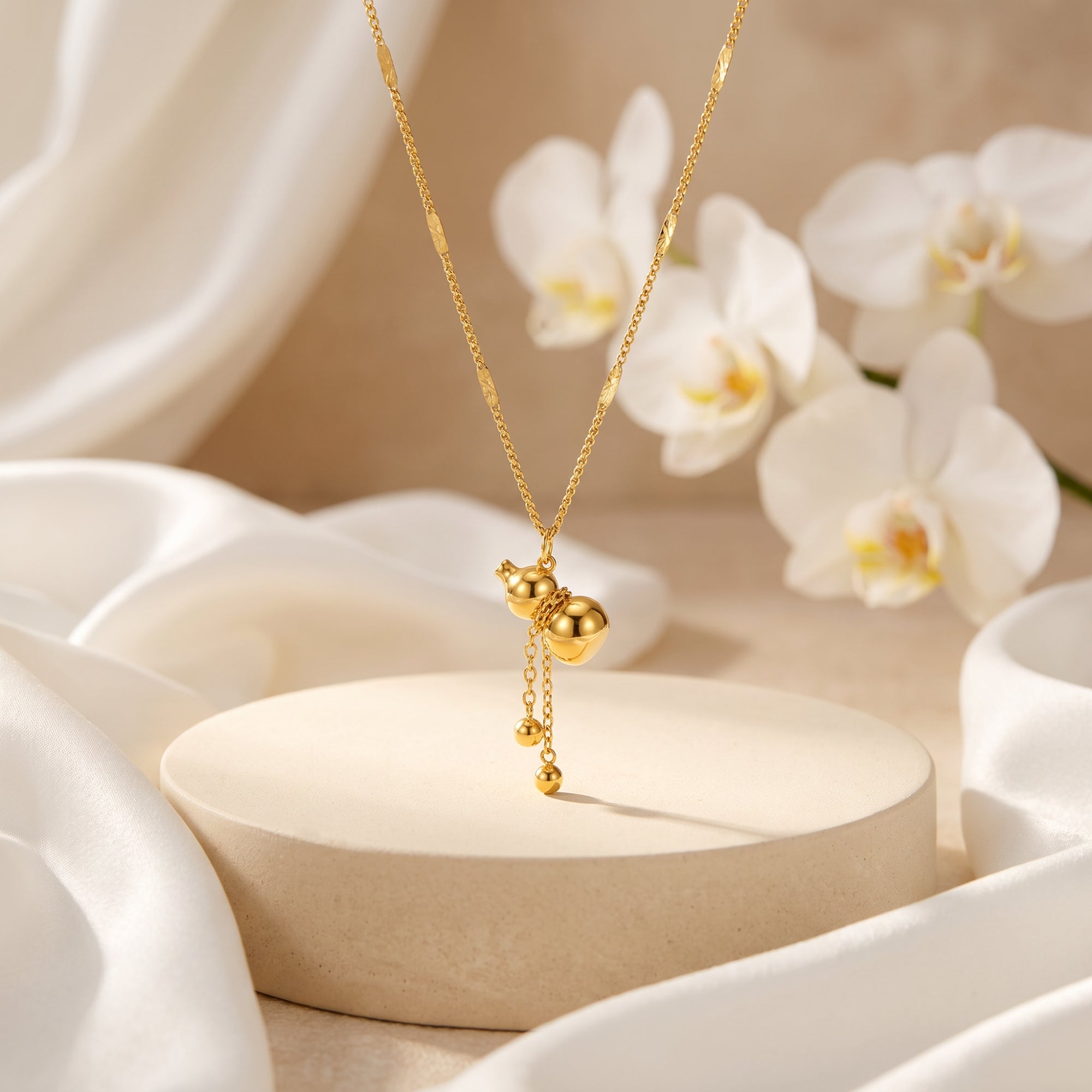The Gourd Drop Necklace