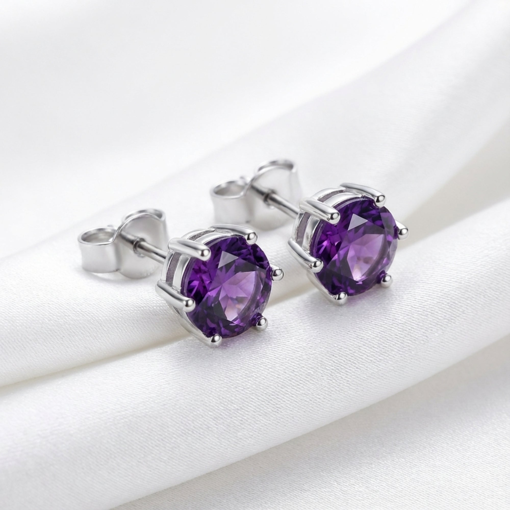 The Viviana Studs - S925 Sterling Silver
