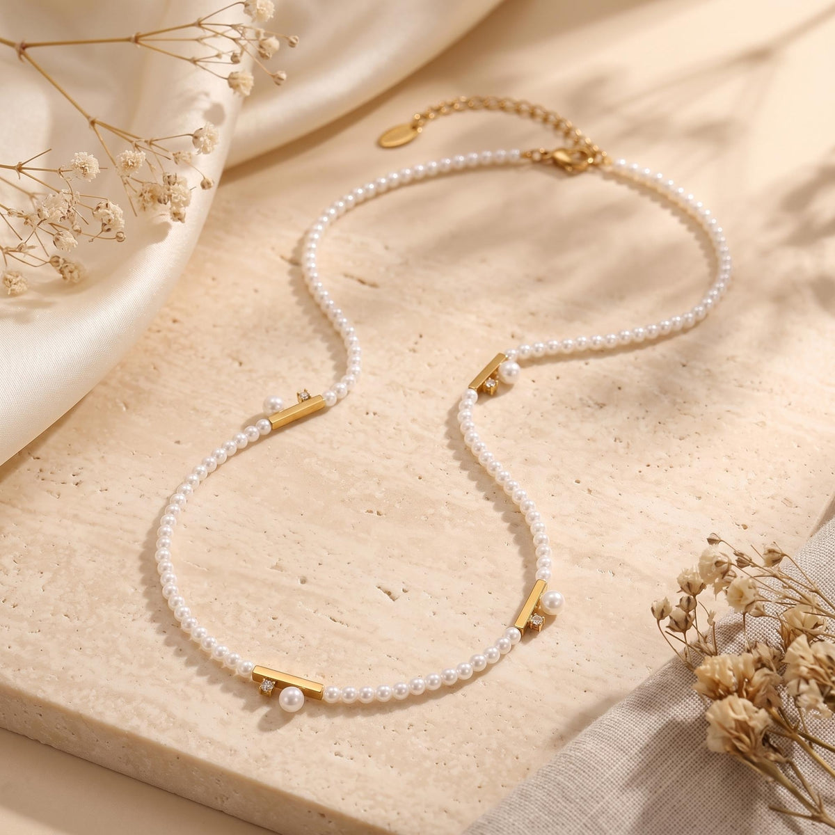 The Pearl Bar Station Necklace