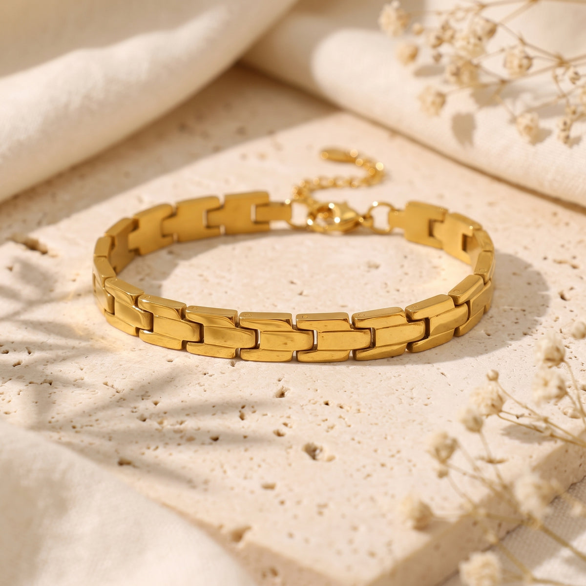 The Sculpted Link Bracelet