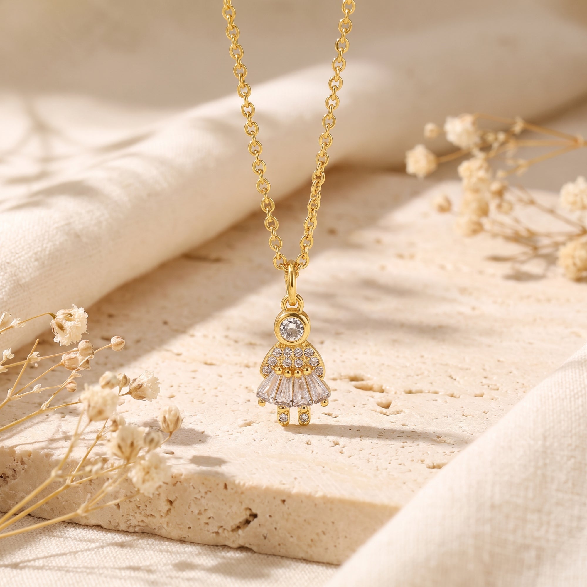 The Sweetheart Girl Necklace