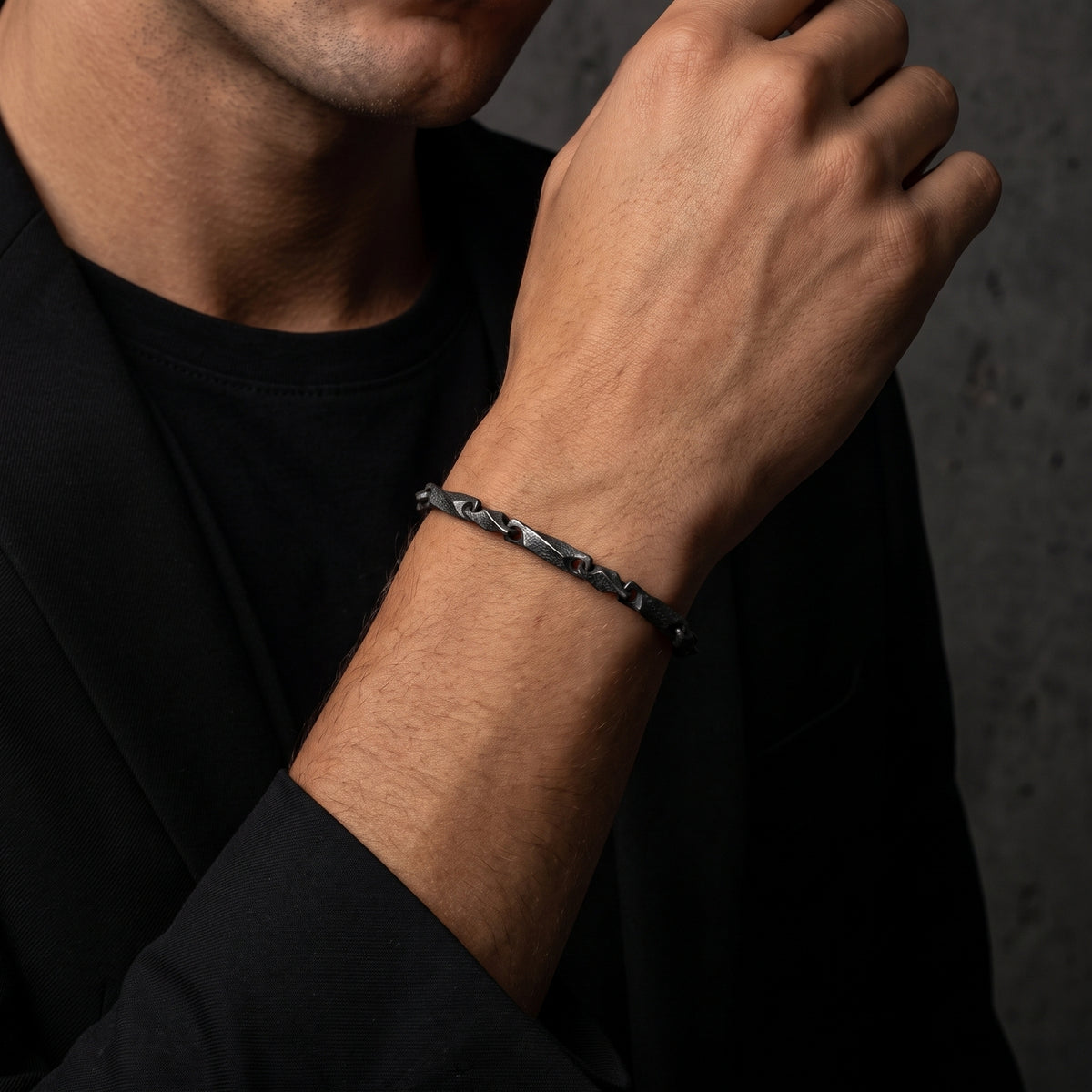 The Forge Twisted Link Bracelet