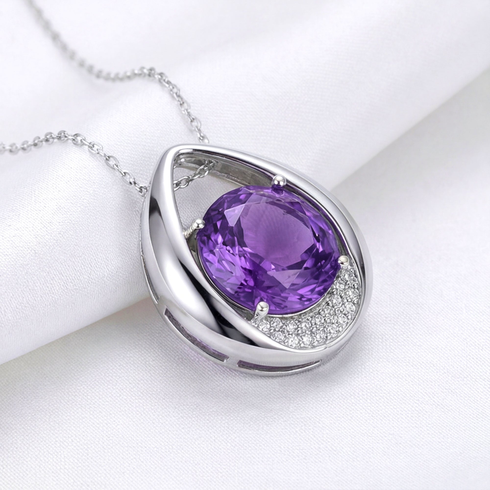The Isolde Drop - S925 Sterling Silver