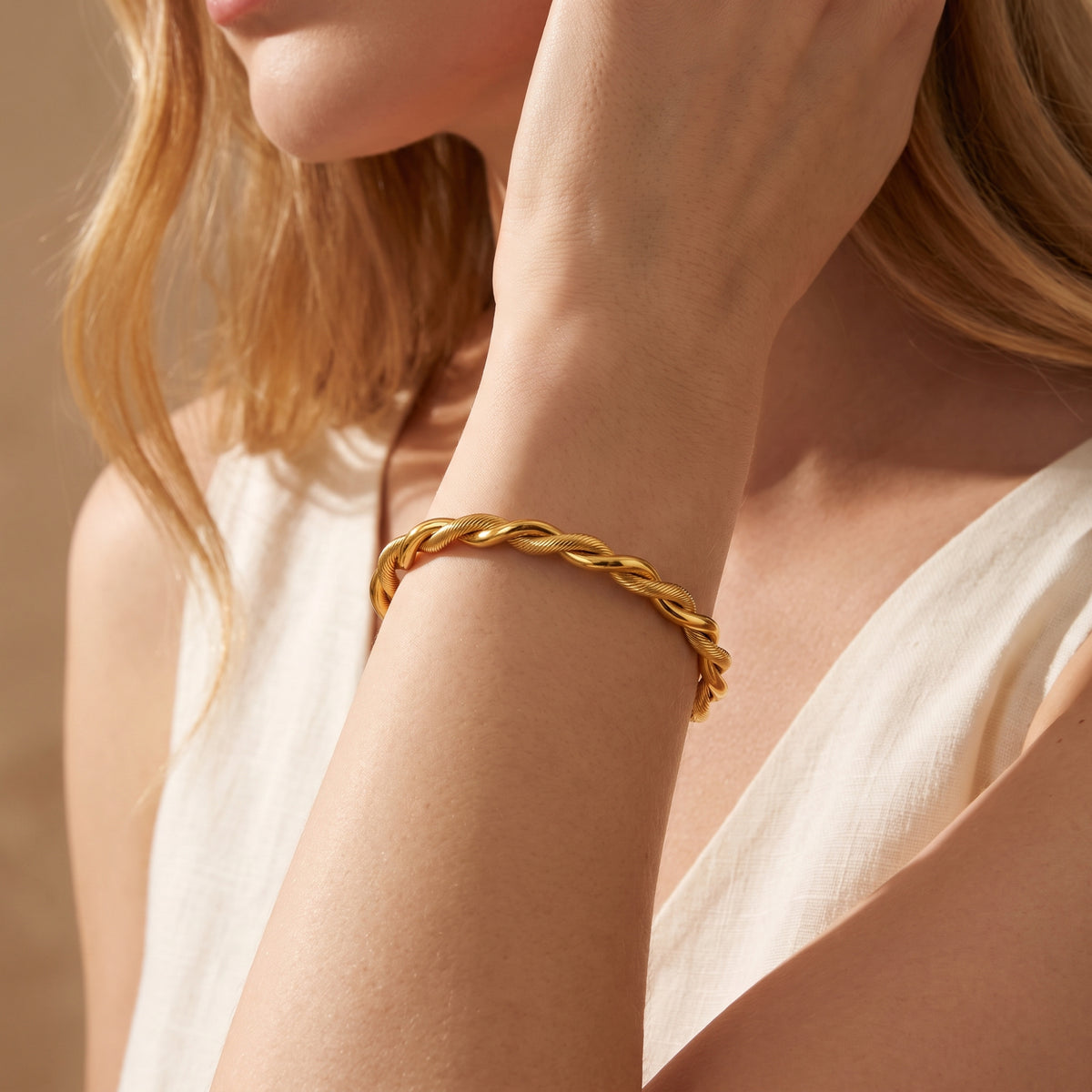 The Helix Twisted Bracelet