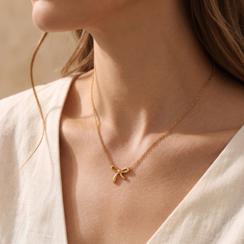 The Belle Bow Necklace