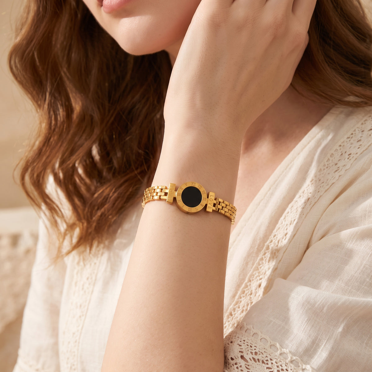 The Roman Link Bracelet
