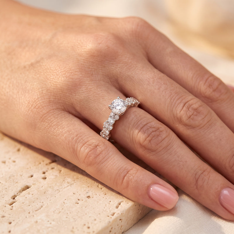 The Cassandra Ring