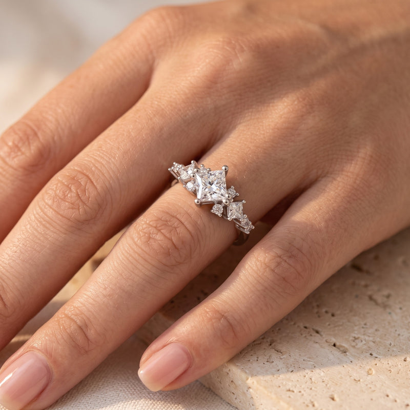 The Elestrina Ring