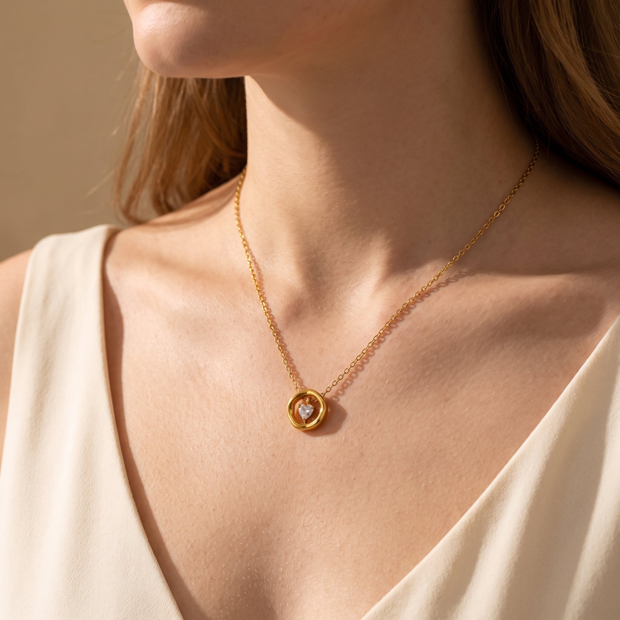 The Heart Aura Pendant Necklace