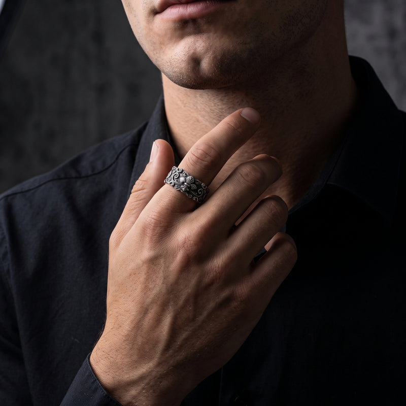 The Fleur-de-lis Open Band Ring